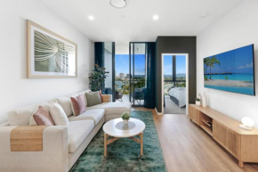Brand new Modern 2Bed 2Bath Canal View